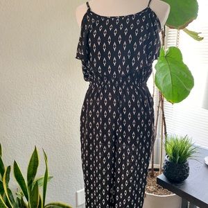 Xhilaration Black and white pantsuit
